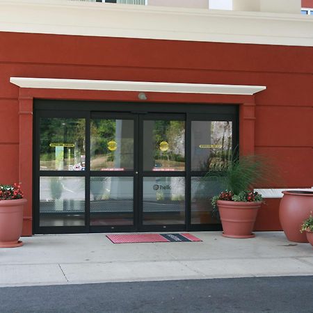 Hampton Inn & Suites Poughkeepsie Spackenkill Екстер'єр фото