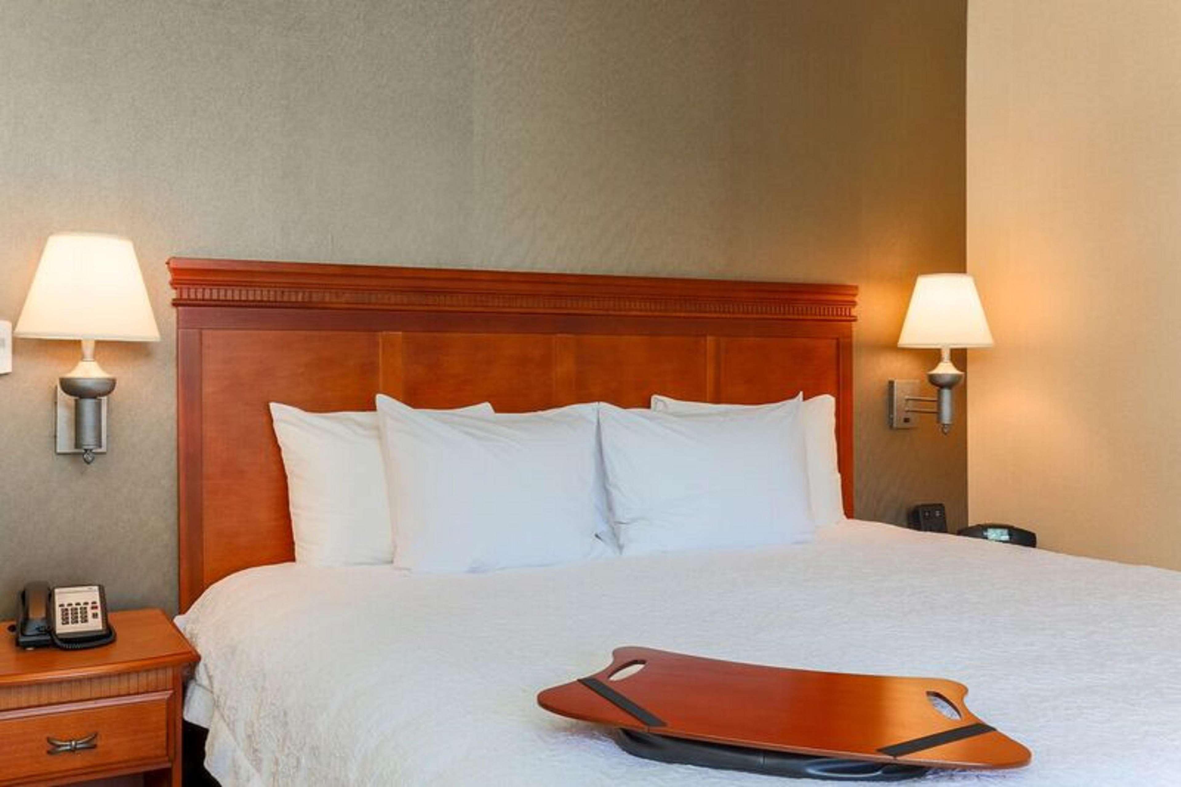 Hampton Inn & Suites Poughkeepsie Spackenkill Екстер'єр фото