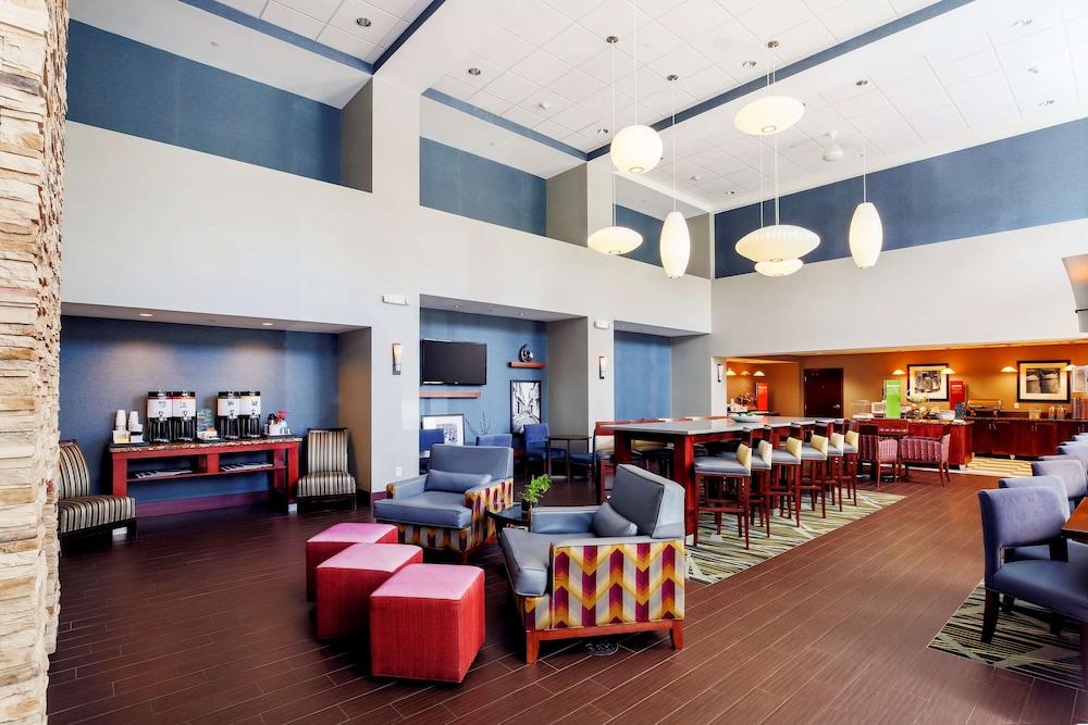 Hampton Inn & Suites Poughkeepsie Spackenkill Екстер'єр фото
